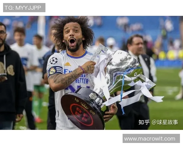 全球著名足球明星盘点他们的传奇故事与辉煌成就